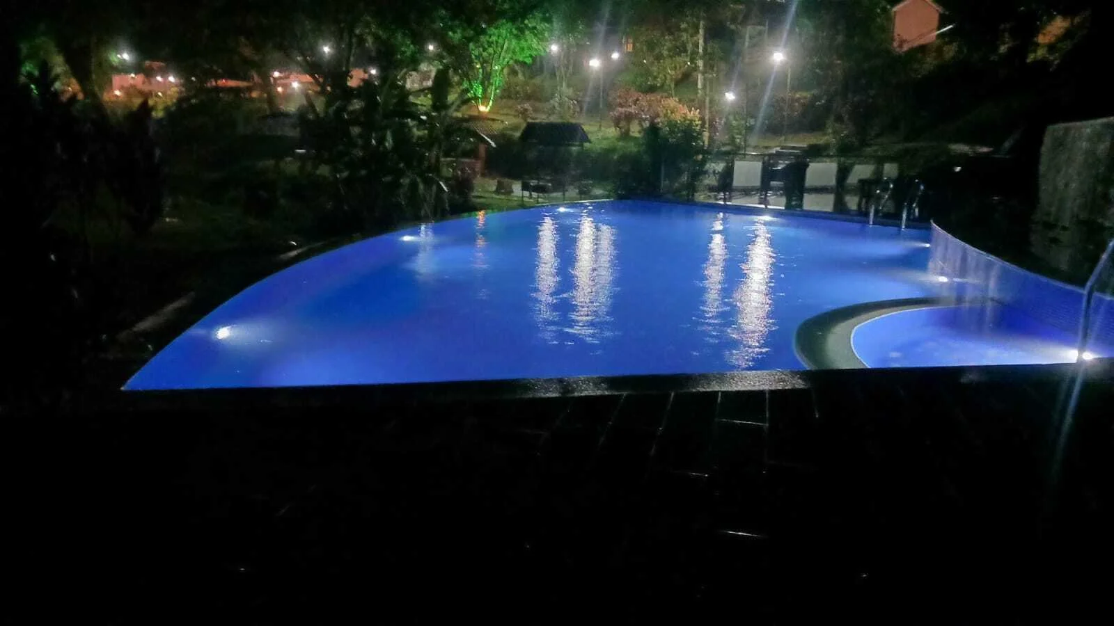 POOL-NIGHT-1